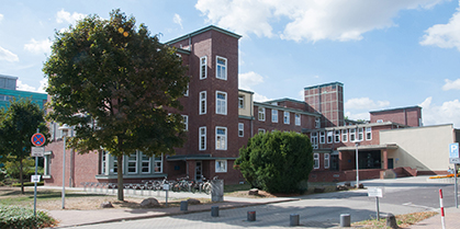 Außenansicht der Universitätskinderklinik Magdeburg